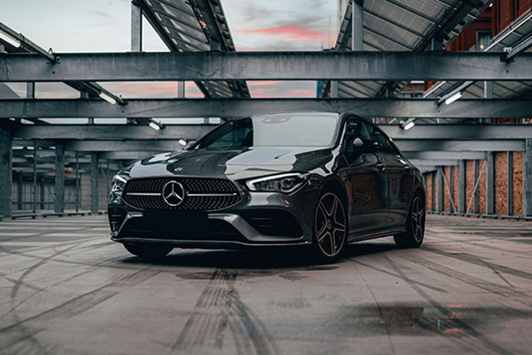 Mercedes na pneumatikách Goodyear