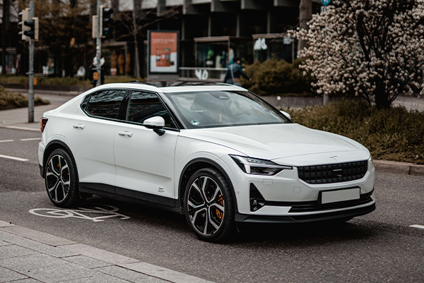 Polestar auf Goodyear-Reifen