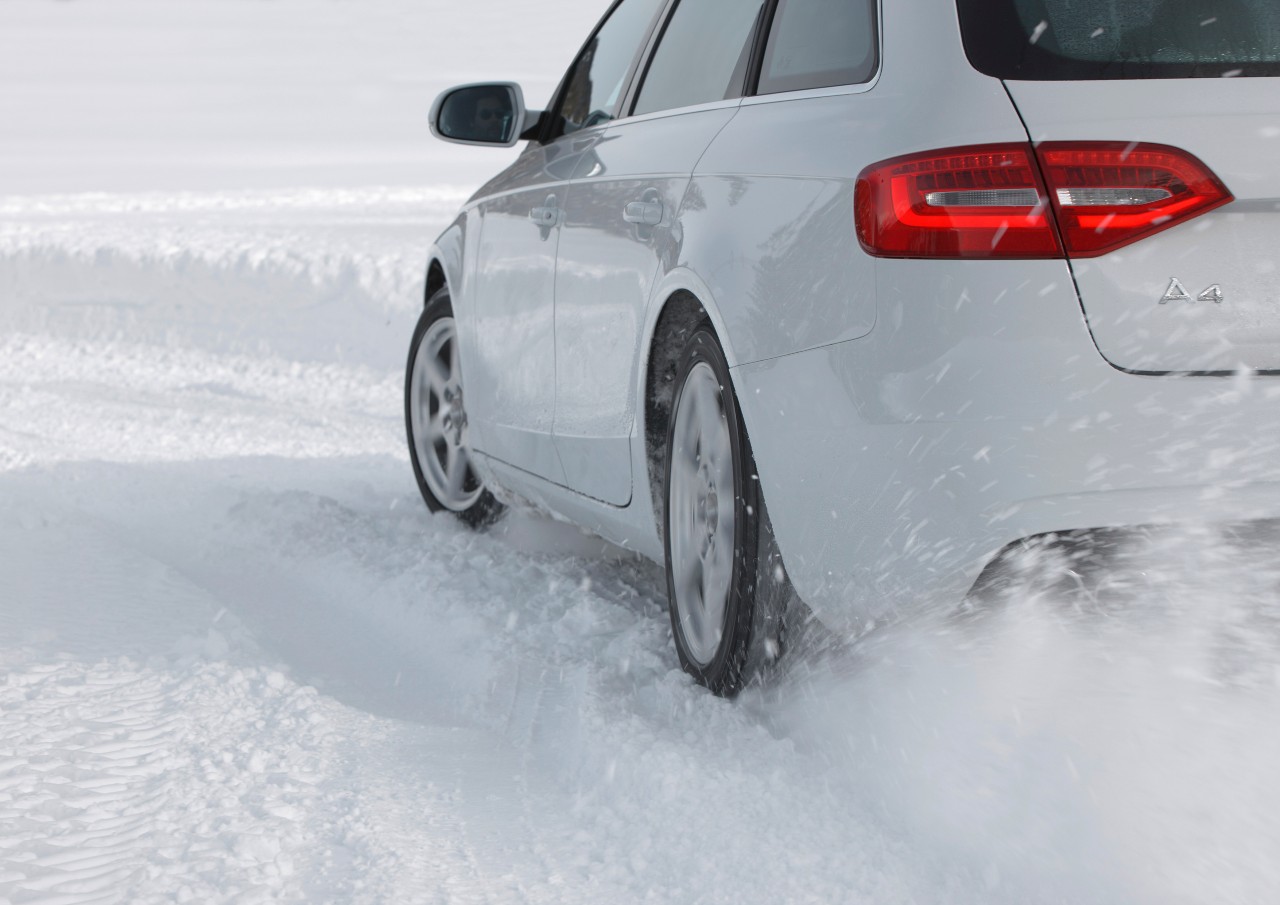 UltraGrip Performance+ Winter Tyre Driving on Snowy Roads