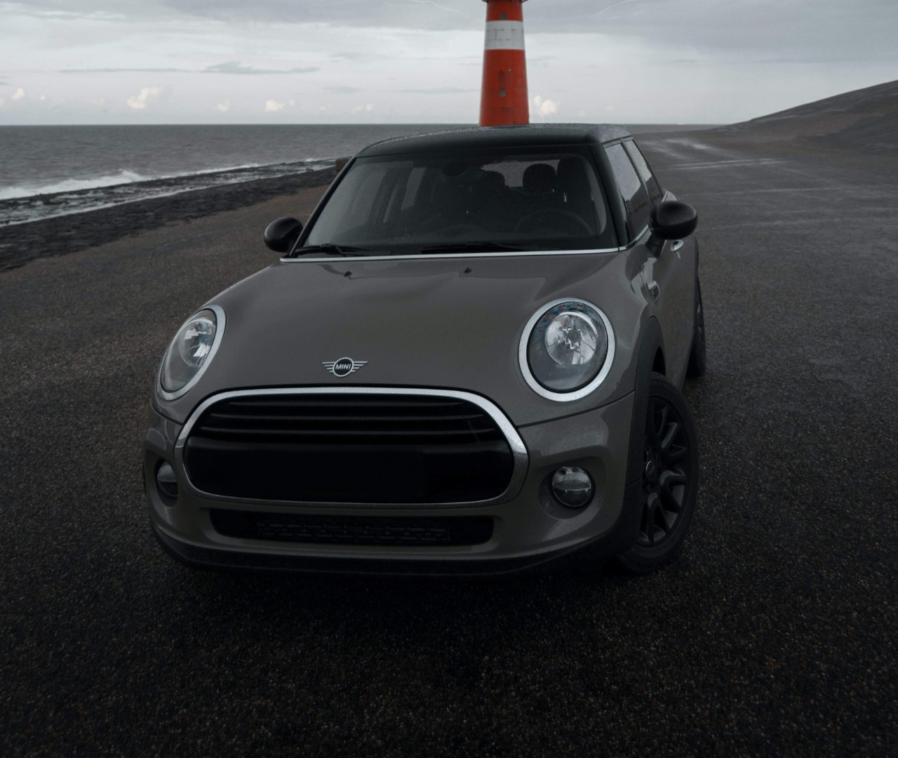 Mini Cooper working with Goodyear Tyres