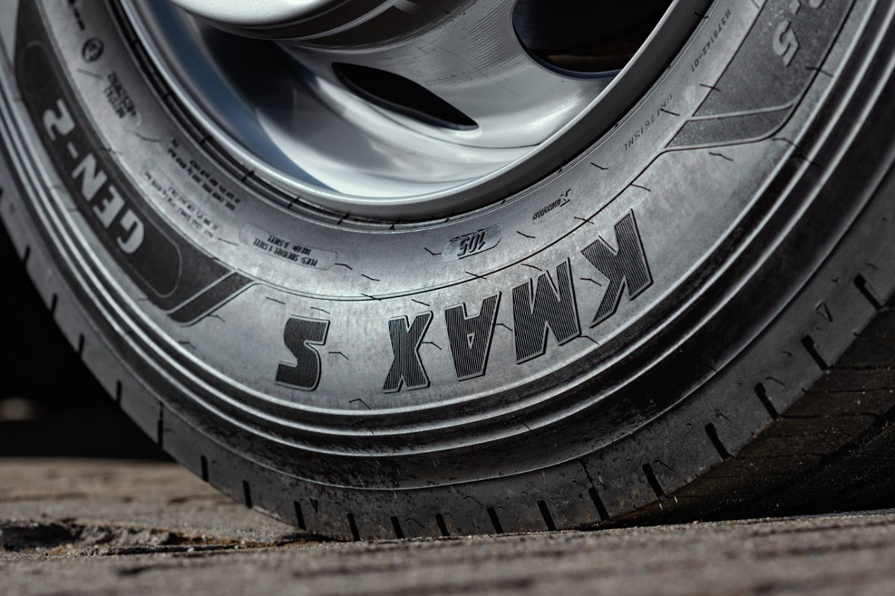KMAX S Tyre