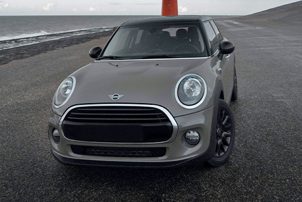 Mini équipée de pneumatiques Goodyear