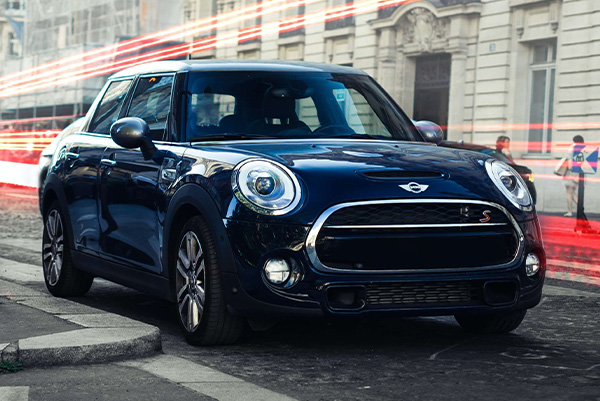 Mini sugli pneumatici Goodyear