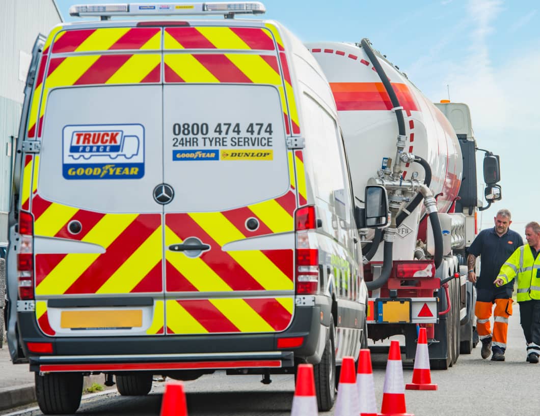 Rete di assistenza ServiceLine24 di Goodyear che supporta le flotte di camion in caso di problemi ai pneumatici per camion